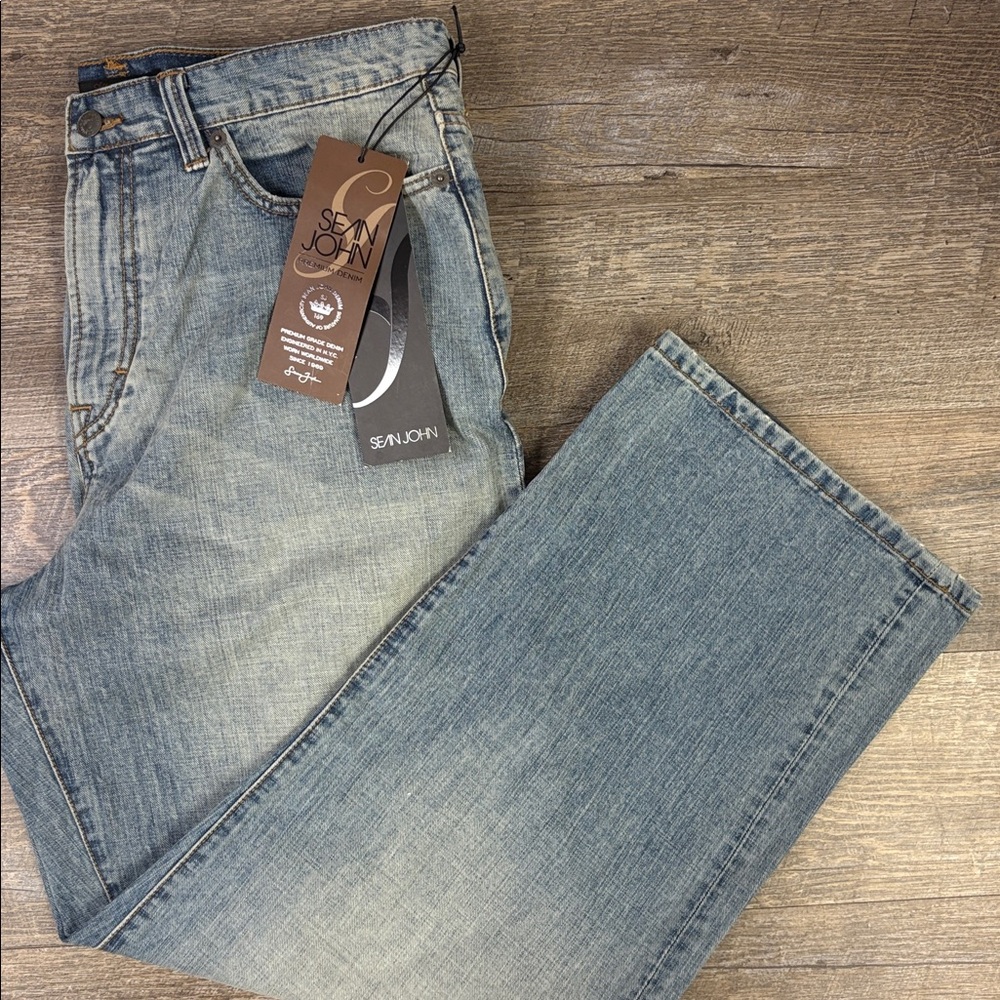 Sean John “Garvey” Premium Denim Loose Fit Jeans — Light Wash — W34 NWT!